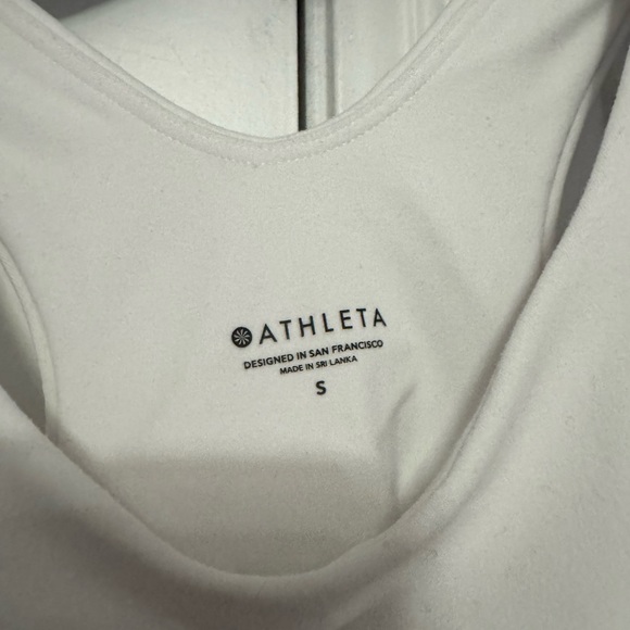 SOLD🤍ATHLETA White Halter Crop Top - Picture 2 of 5